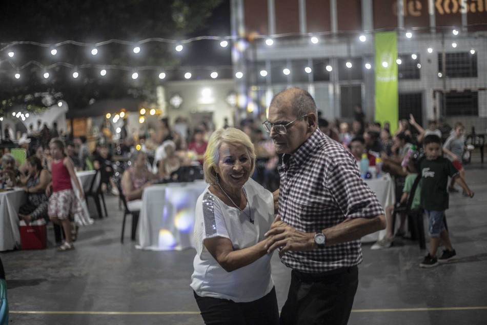 552414 | Baile de Carnaval en Club Asturiano - Sec. de Cultura y Educación (Guillermo Turin Bootello)