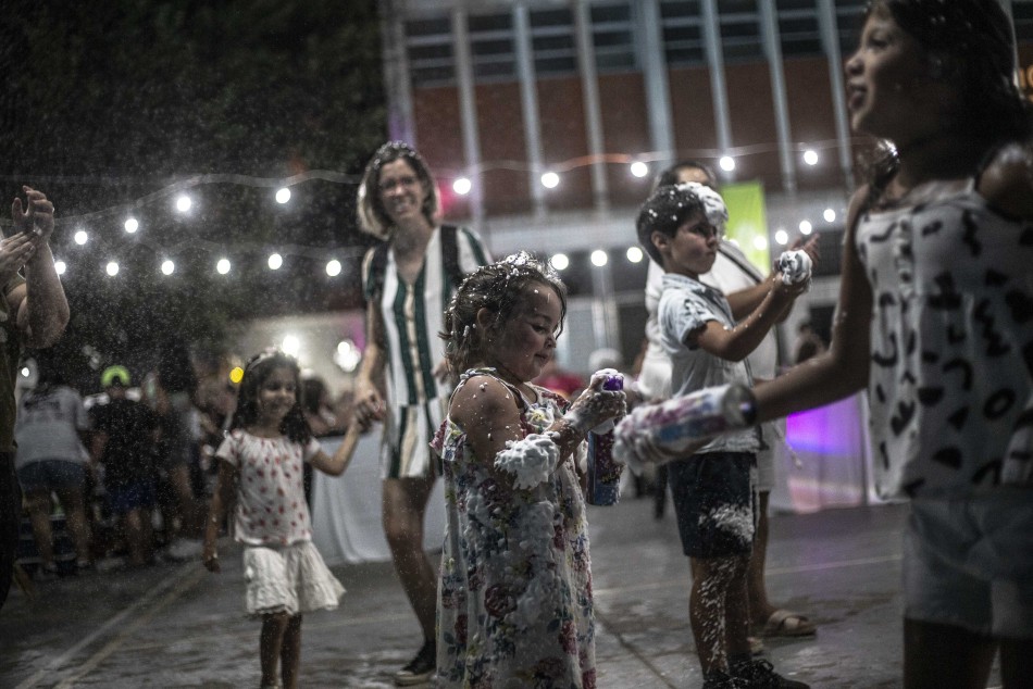 552419 | Baile de Carnaval en Club Asturiano - Sec. de Cultura y Educación (Guillermo Turin Bootello)