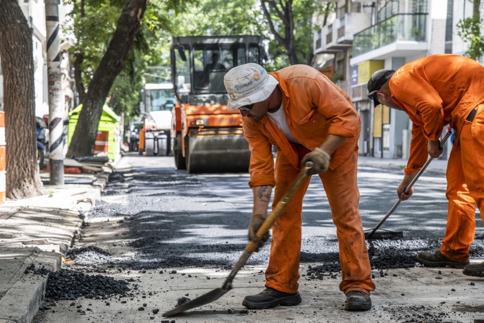 555071 | Obras de hormigón y asfalto en calle Mendoza - Subsecretaría de Comunicación Social (Silvio Moriconi)