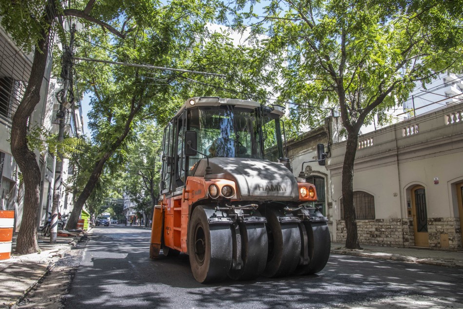 555073 | Obras de hormigón y asfalto en calle Mendoza - Subsecretaría de Comunicación Social (Silvio Moriconi)