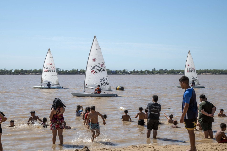 555303 | Festival de Verano de los Centros Cuidar 2025 - Subsecretaría de Comunicación Social (Silvio Moriconi)