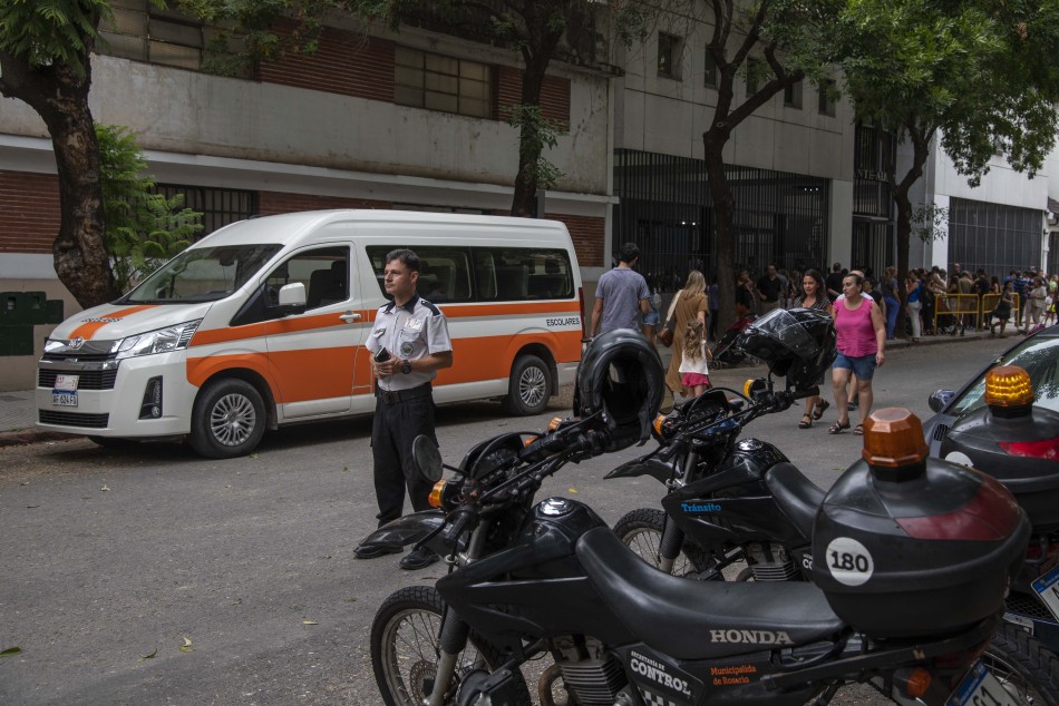 556166 | Operativo especial por ingreso a escuelas - Subsecretaría de Comunicación Social (Silvio Moriconi)