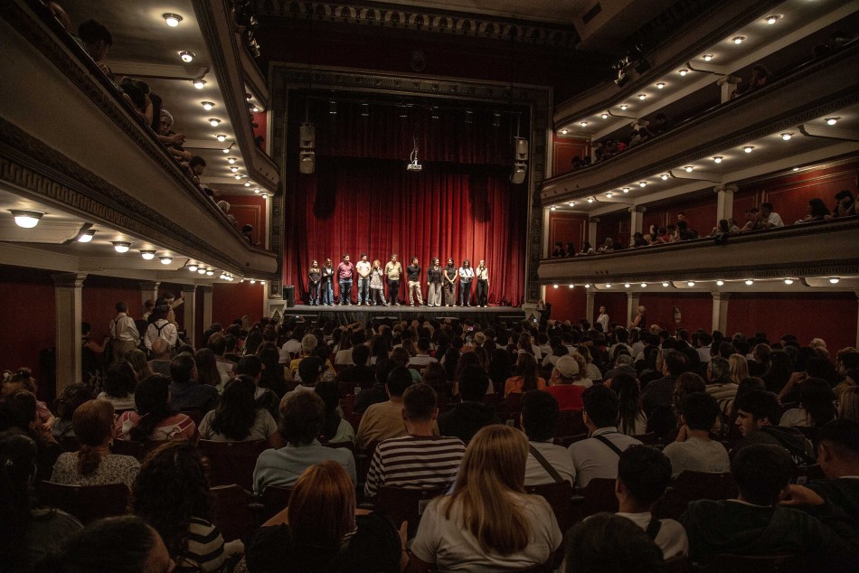 569735 | Lanzamiento de CIT en La Comedia - Noche de reyes por grupo La Sudestada - Sec. de Cultura y Educación (Guillermo Turin Bootello)