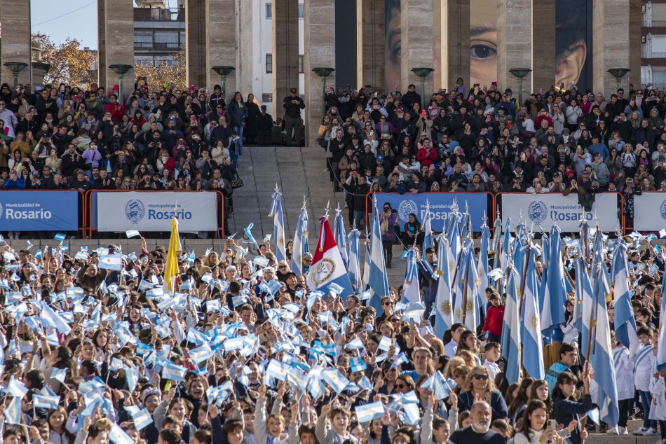 588447 | Promesa a la Bandera - Subsecretaría de Comunicación Social (Silvio Moriconi)