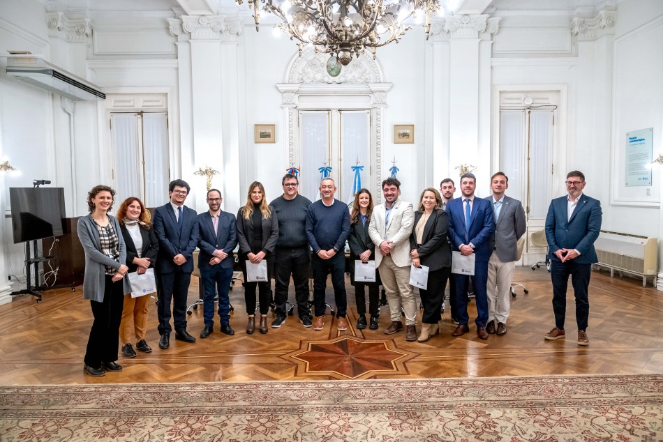 596967 | Reunión con Jóvenes del CARI  - Subsecretaría de Comunicación Social (Marcelo Beltrame)