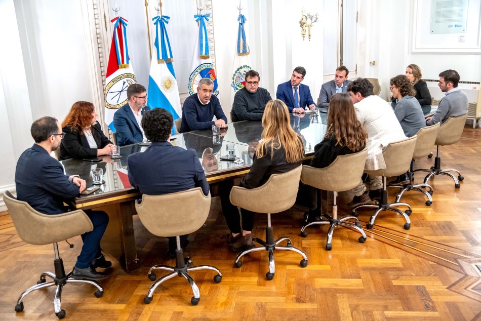 596963 | Reunión con Jóvenes del CARI  - Subsecretaría de Comunicación Social (Marcelo Beltrame)